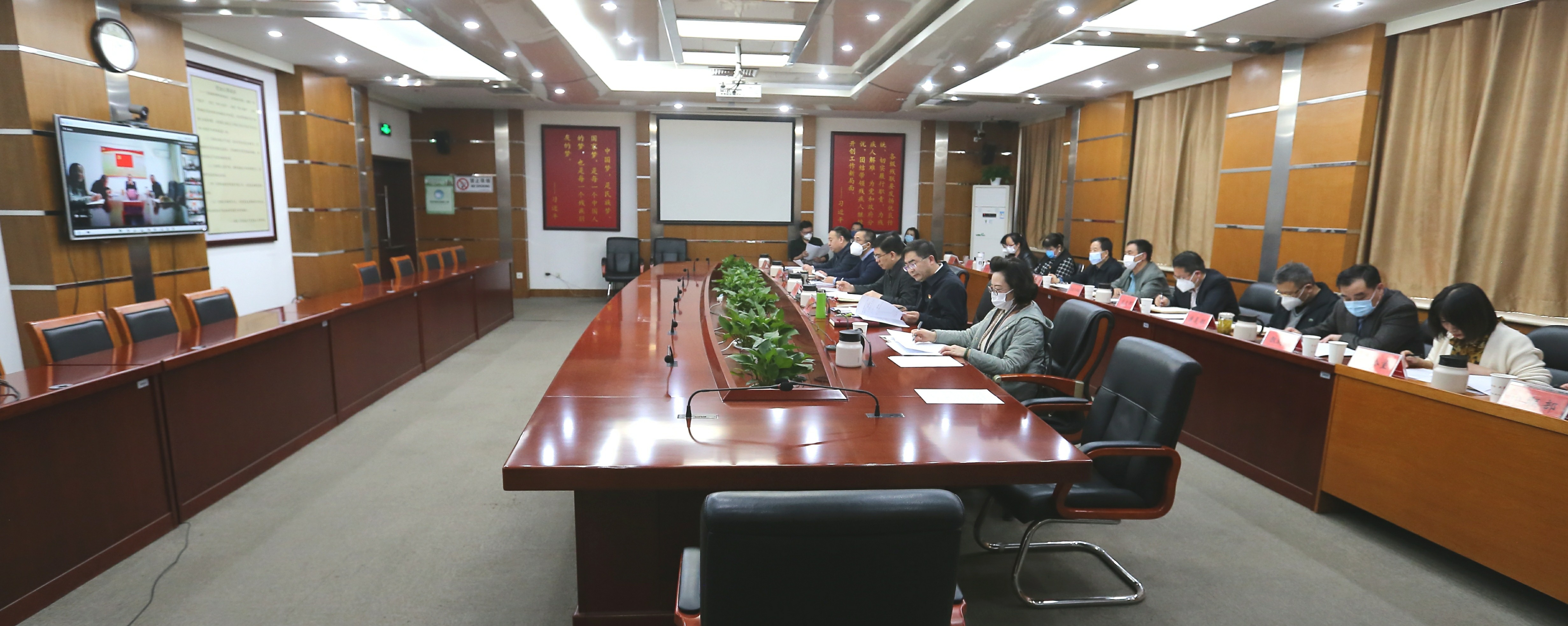 图为会议现场