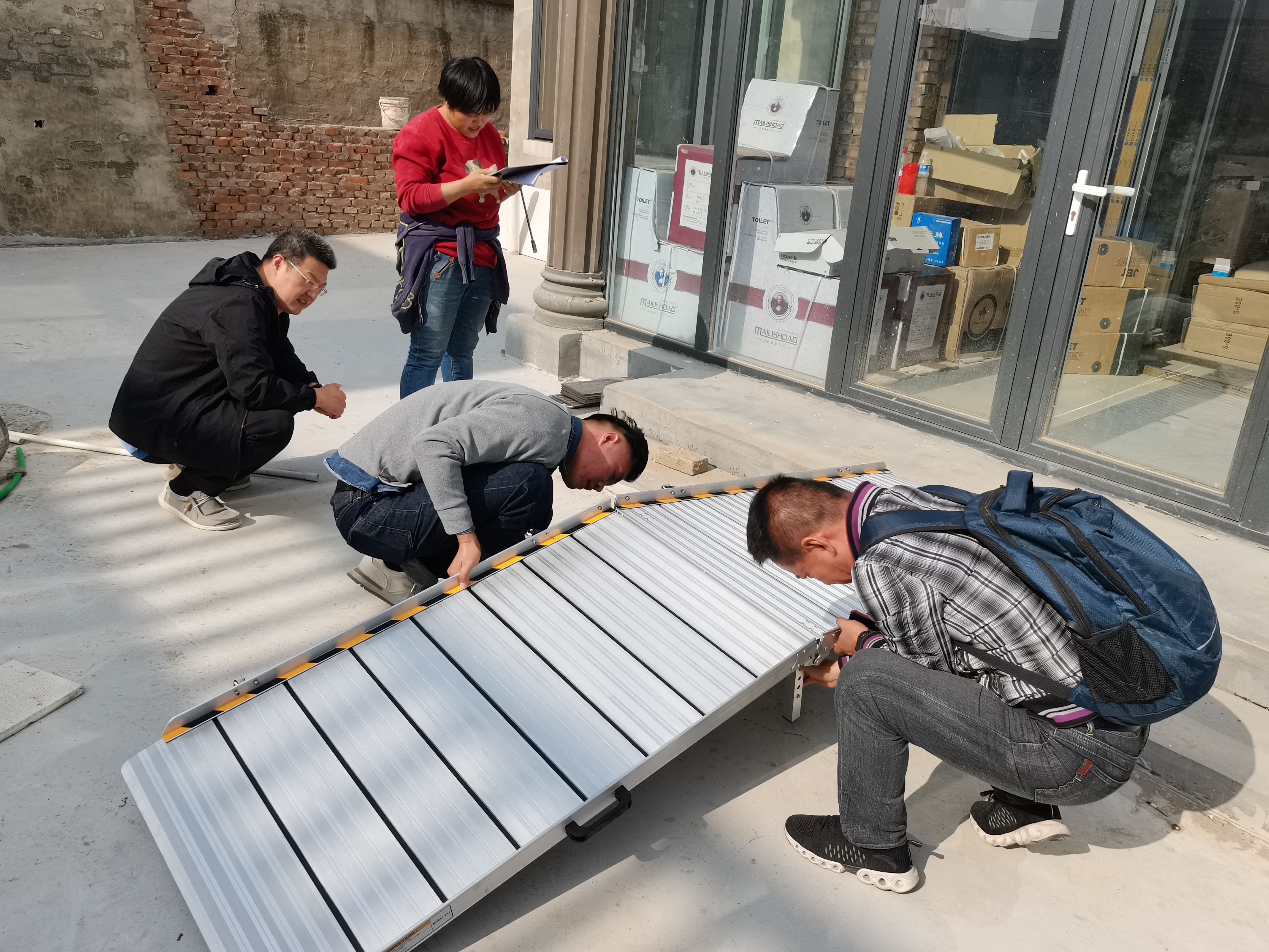图为会议现场