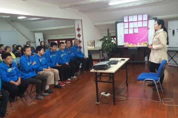 图为活动现场