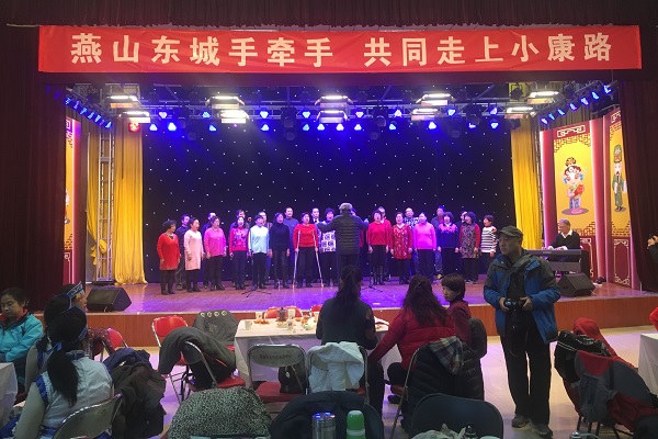 图为交流现场