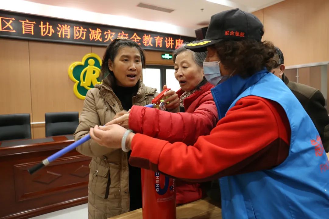 图为活动现场