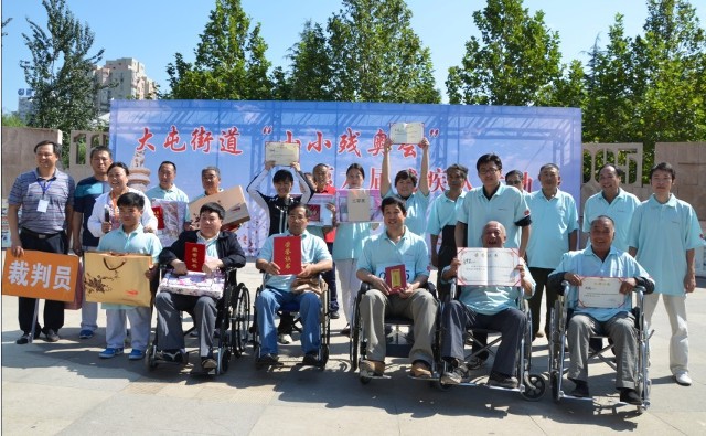 图为运动会现场