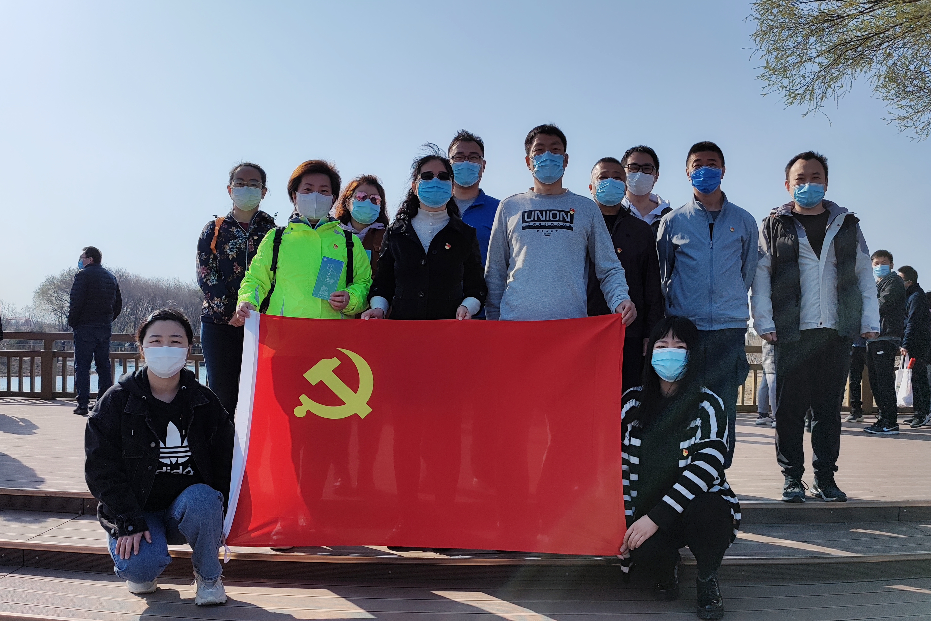 图为会议现场