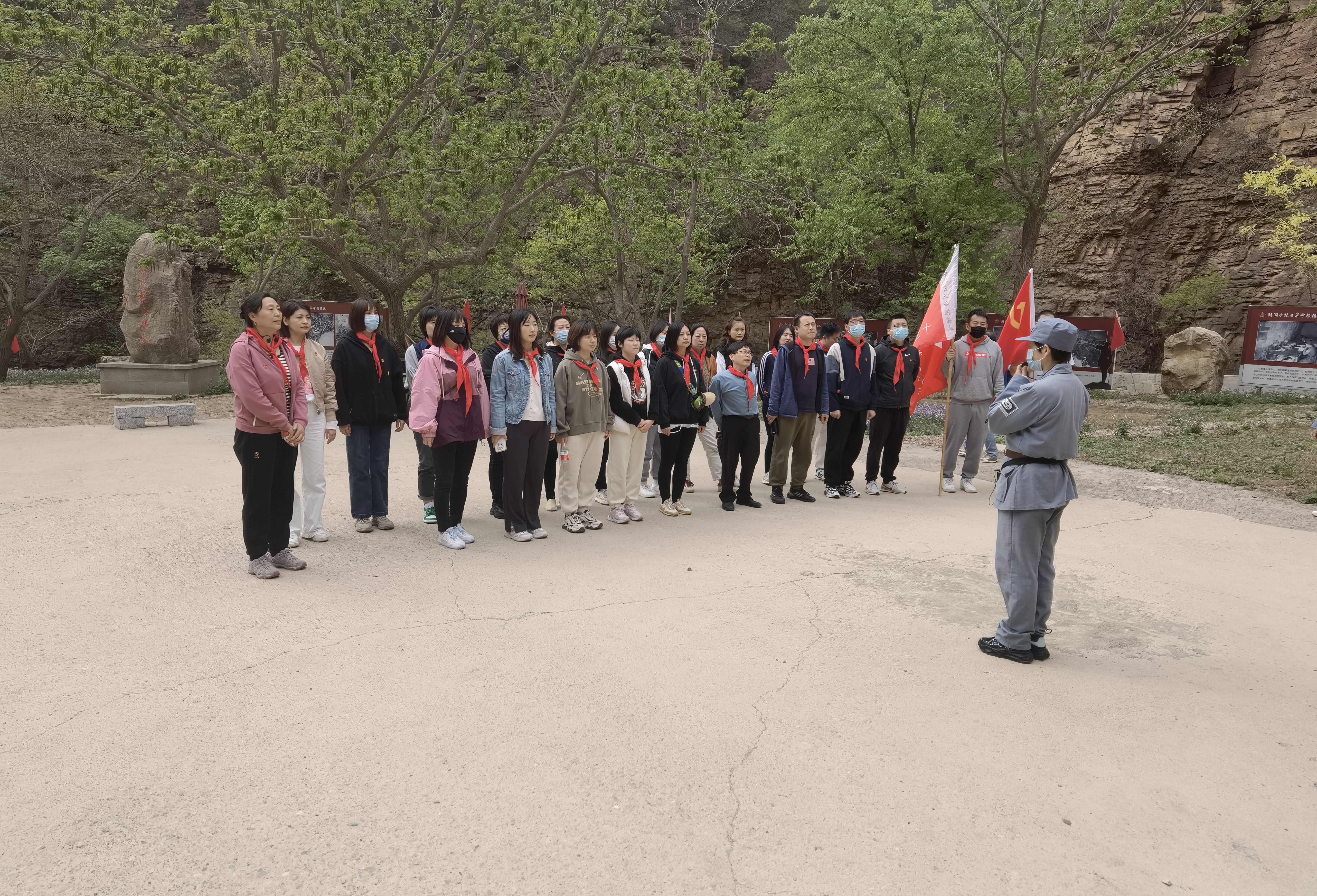 图为会议现场