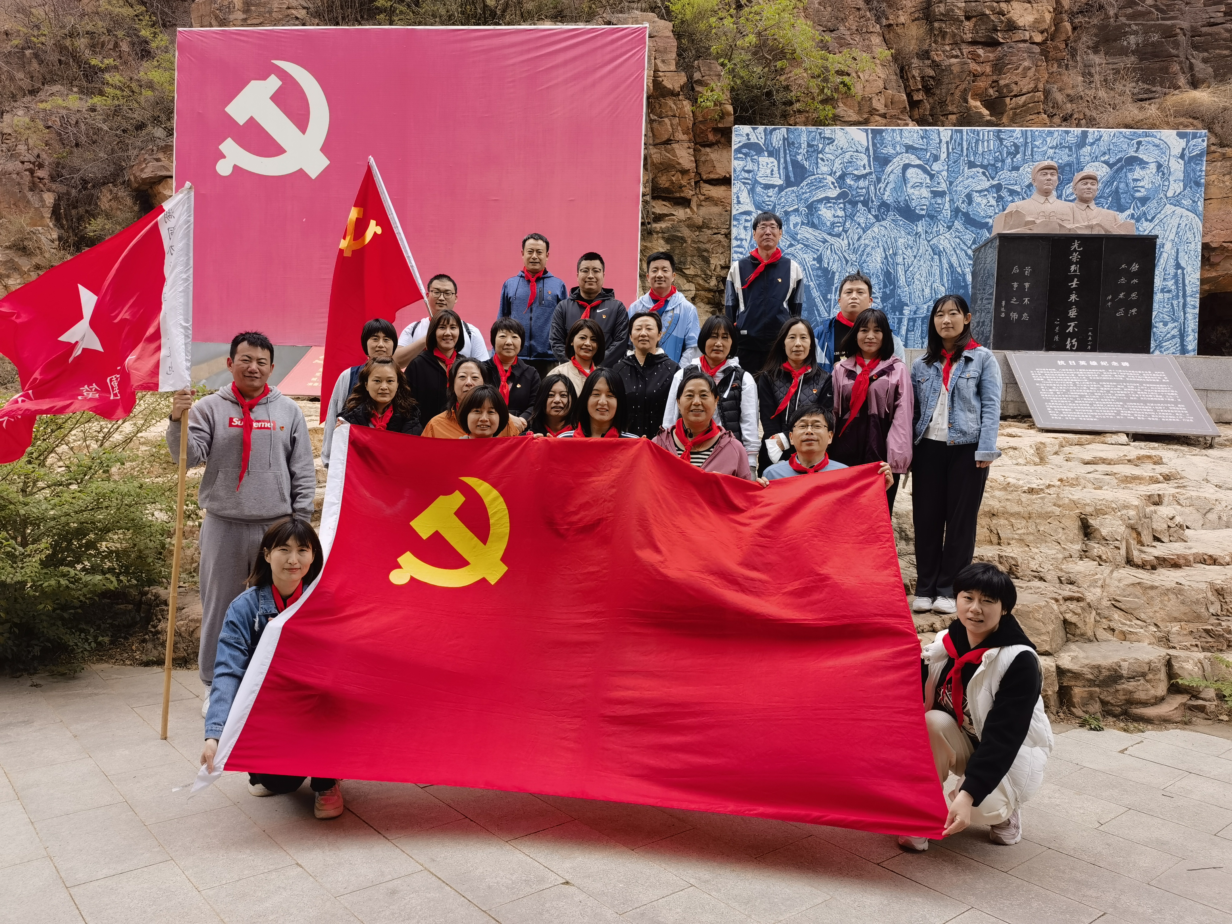 图为会议现场