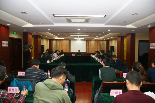 图为宣讲习总书记重要指示精神