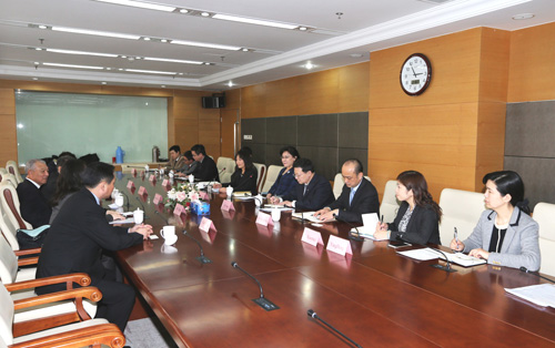 图为会见现场