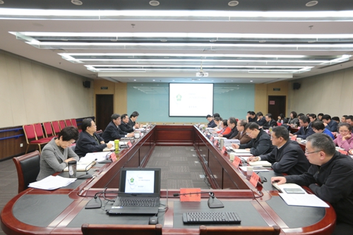 图为总结大会现场
