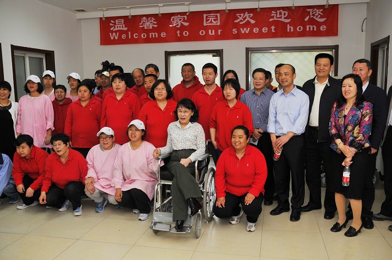 图为 合影