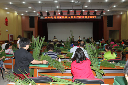 图为竞赛现场