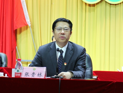图为区委书记张贵林讲话现场