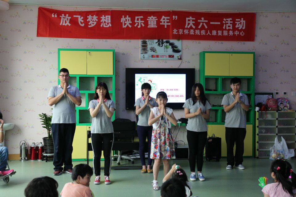图为活动现场