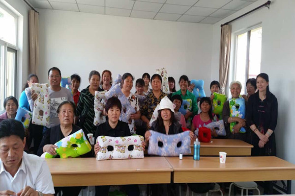 图为活动现场