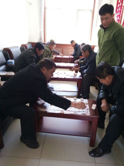 图为 棋牌赛活动现场