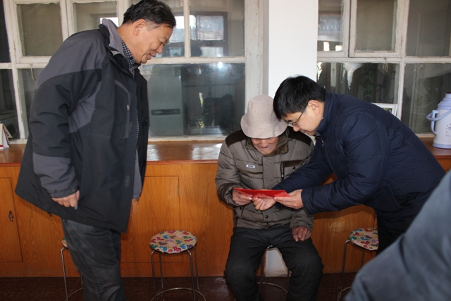 图为慰问活动现场